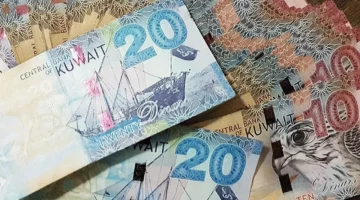 سعر الدينار الكويتي اليوم الثلاثاء 14 أكتوبر 2025 يتراجع مقابل الجنيه المصري مع تزايد تقلبات السوق